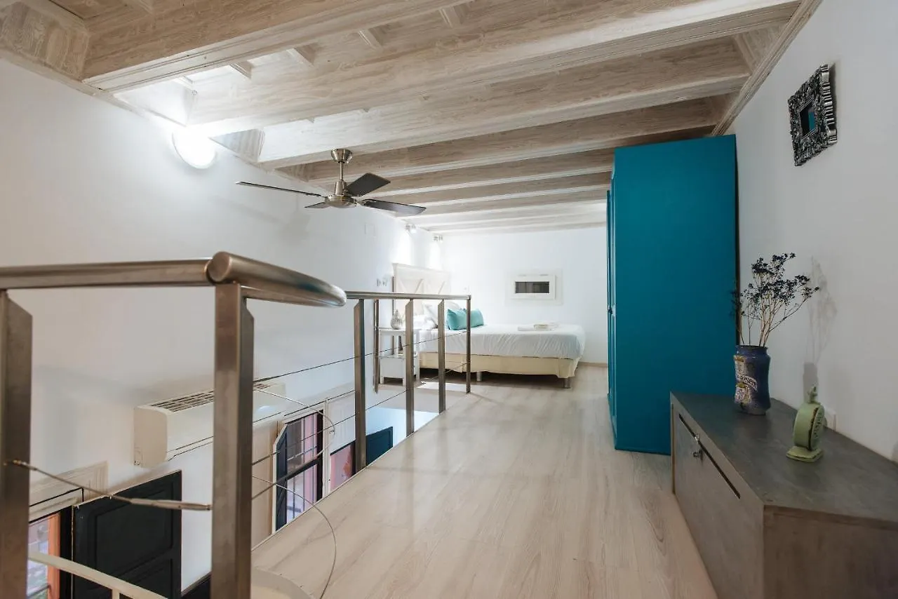 Casa Palacio San Isidoro B Hotel Seville Apartment