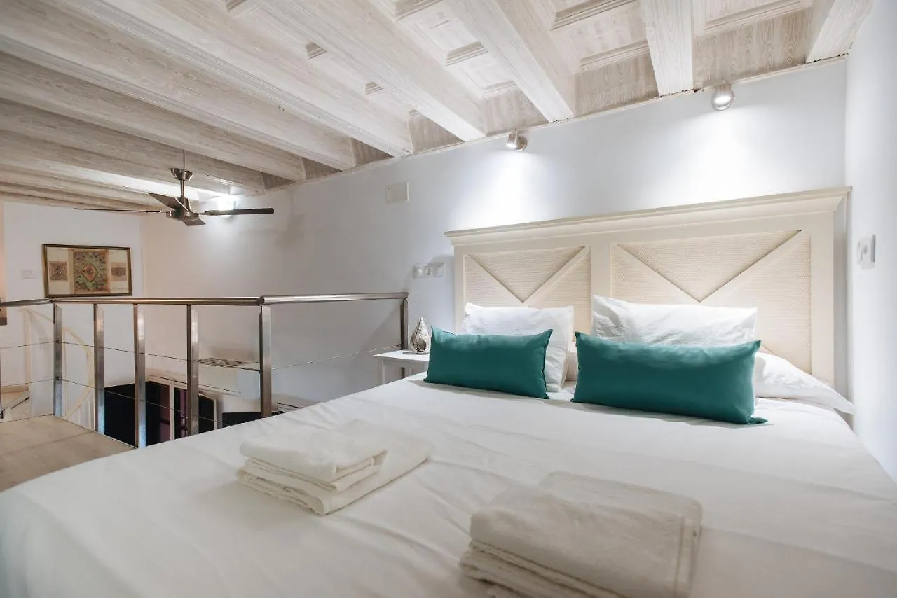 Casa Palacio San Isidoro B Hotel Seville Spain